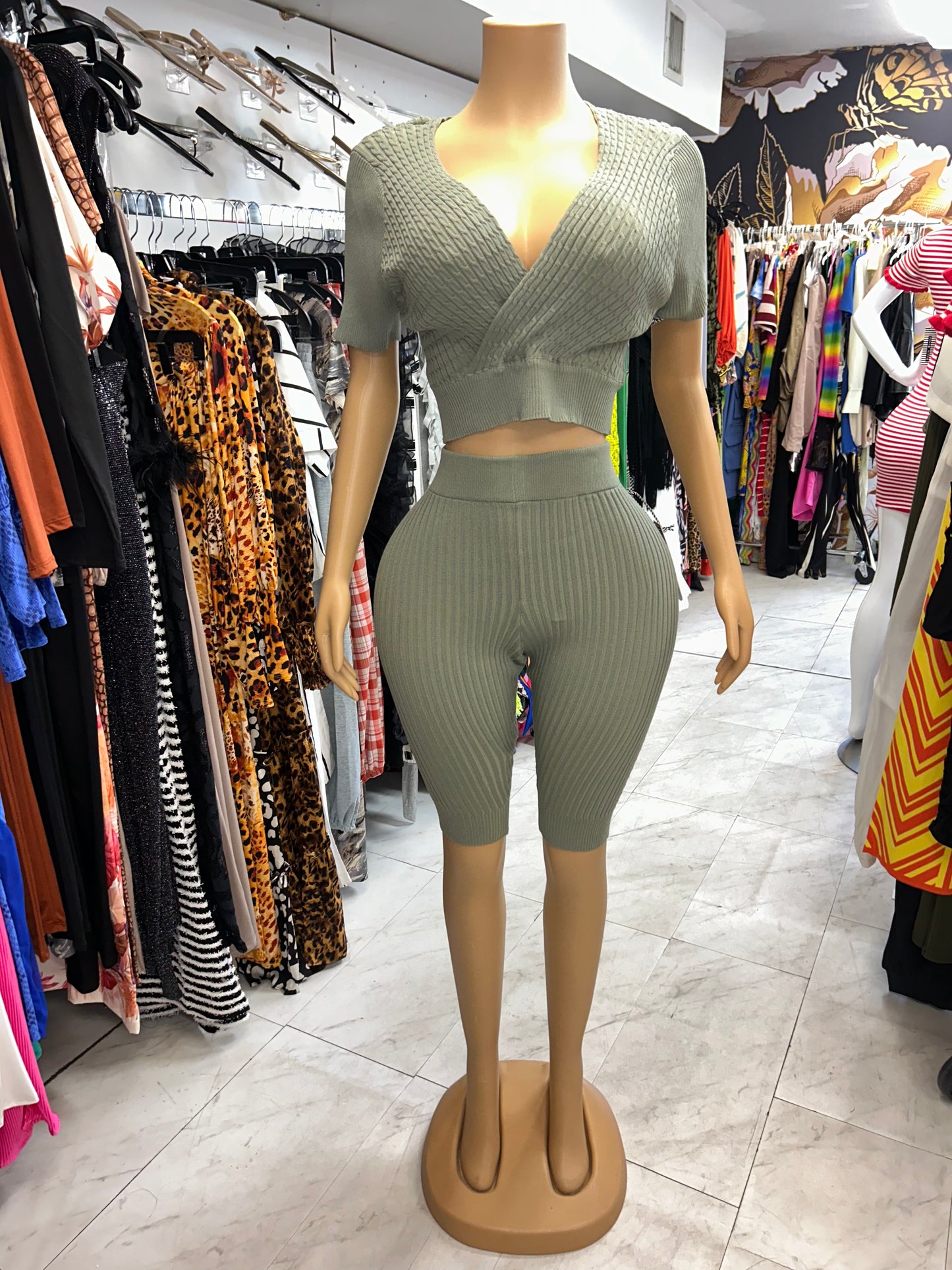 Crop Capri Set